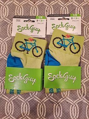 Sock Guy Unisex Light Green Crew 2 Pair Socks with Blue Bike Accent - S/M